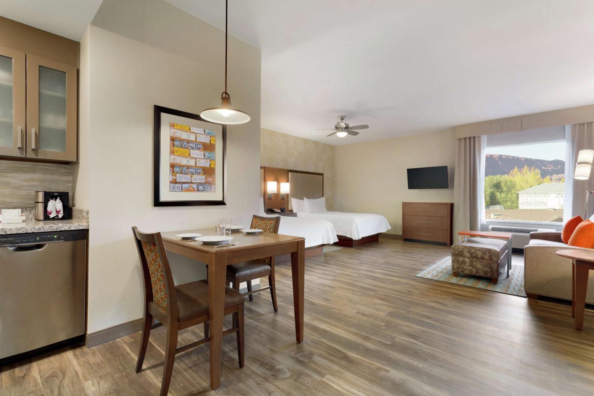 Homewood Suites By Hilton Моуаб Екстериор снимка